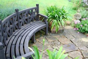 تولید و فروش نیمکت و مبلمان با ضمانت